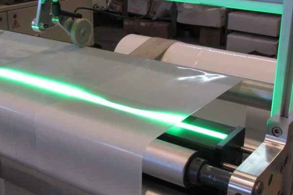 macchina per la realizzazione di sacchetti per camera bianca