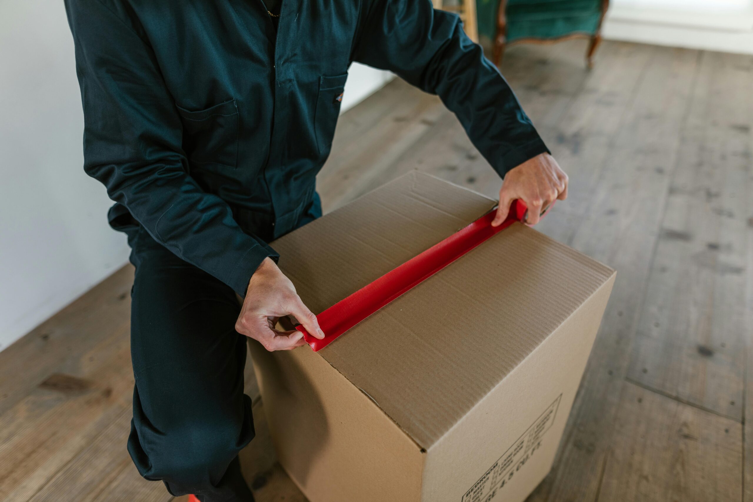Il Ruolo dei Nastri Adesivi nel Packaging per E-commerce